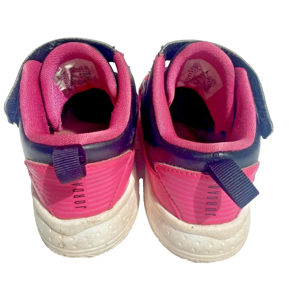 Jordan Max Aura 2 Girl's High Top Shoes Black/Pinksicle  CN8092-006 -Size 10C